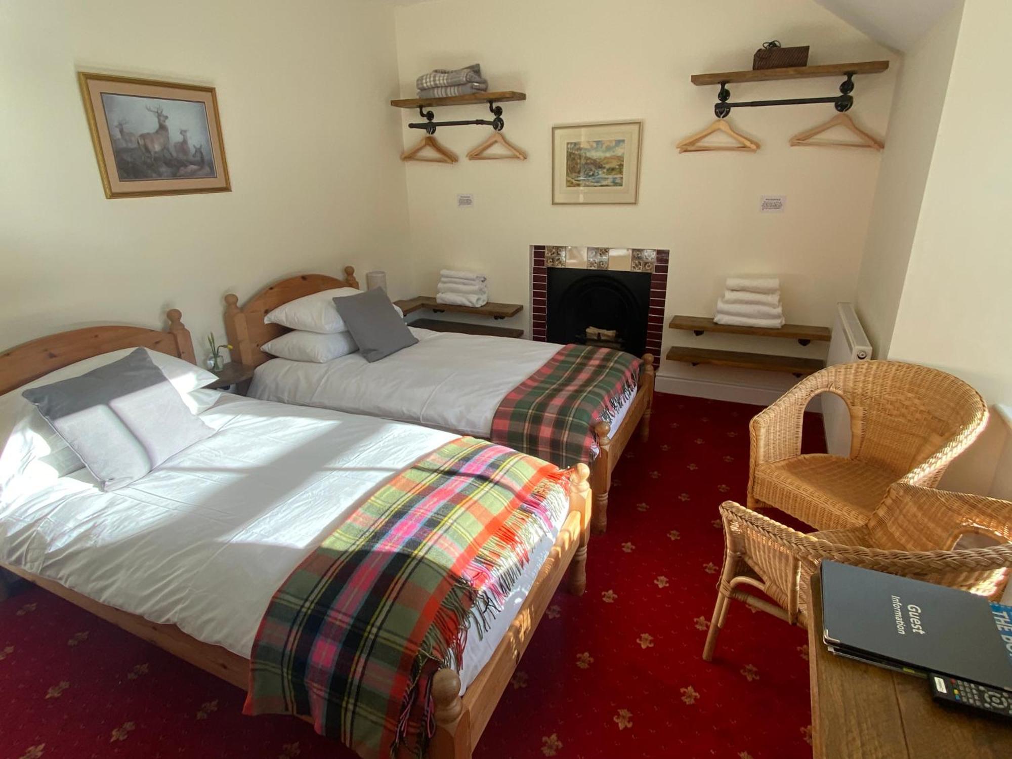 The Gordon Arms Restaurant With Rooms Yarrow Экстерьер фото